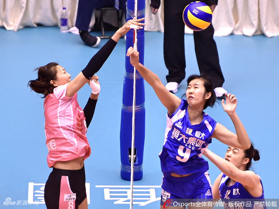 排超精英赛八一女排3:1广东女排