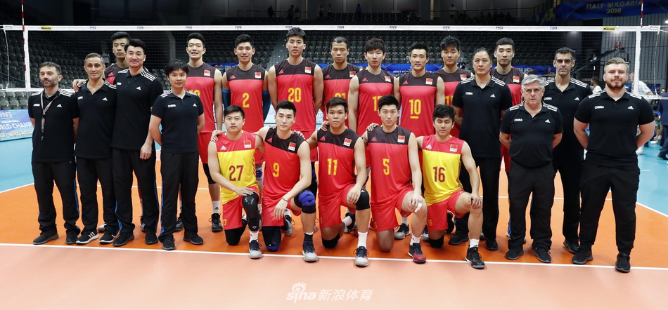 男排世锦赛中国队0-3不敌法国