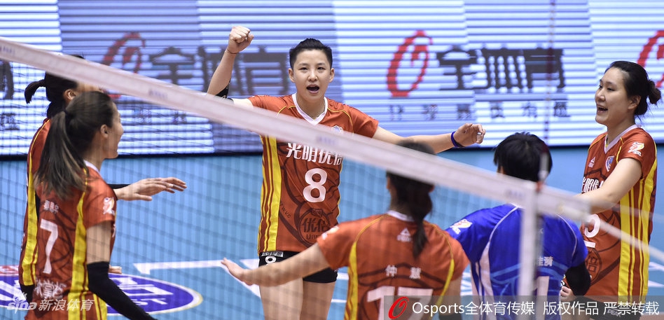 排超八强战辽宁女排3-2上海女排