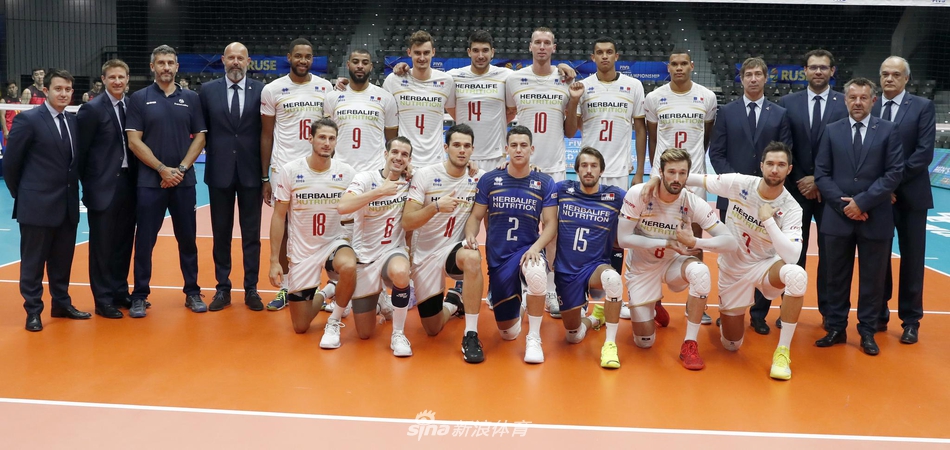 男排世锦赛中国队0-3不敌法国