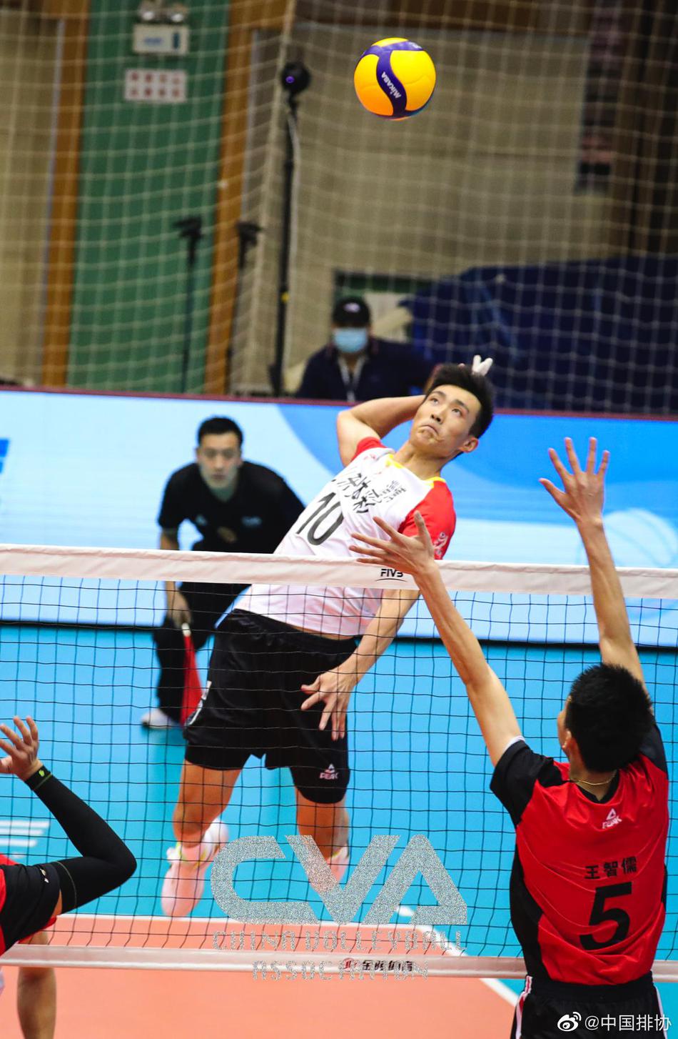 山东男排3-1浙江联赛摘铜 时隔4年再登领奖台
