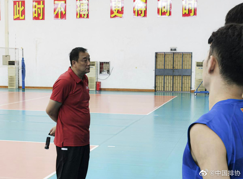 新一届中国男排国家队首训图集