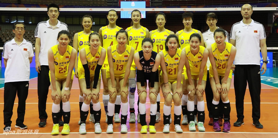 中国女排二队1-3俄罗斯青年军