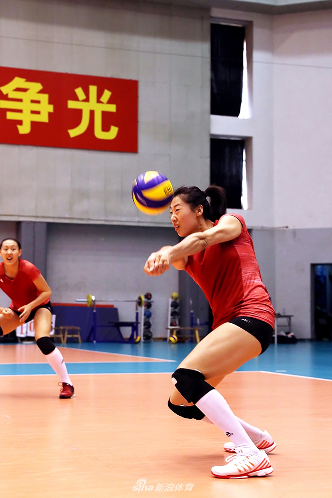 2019中国女排第一期训练图集
