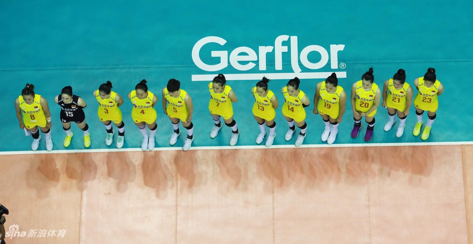 中国女排二队1-3俄罗斯青年军
