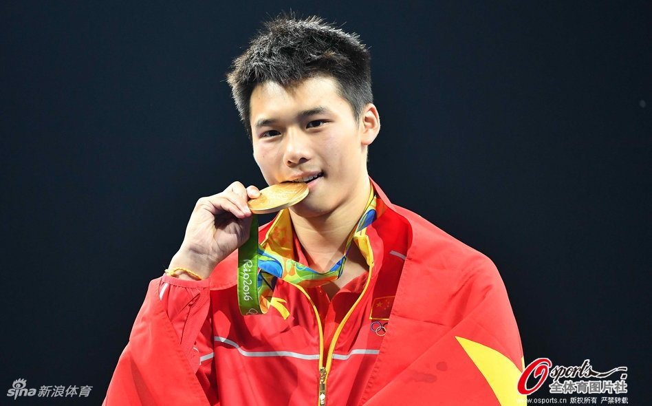 2016年8月20日，2016年里约奥运会跳水男子10米跳台决赛：陈艾森夺冠。