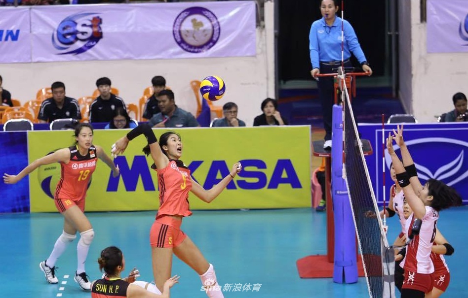 牛！亚洲杯中国女排第五度登顶