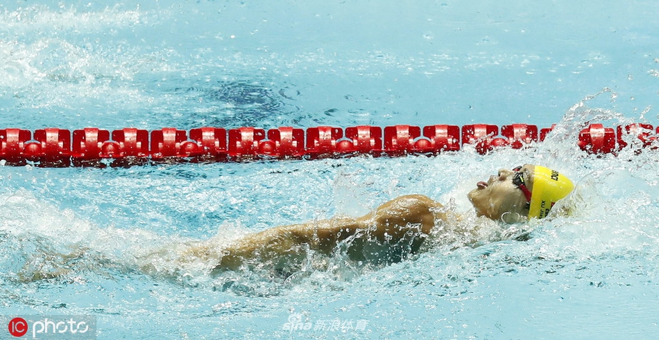 世锦赛100仰徐嘉余半决赛第一进决赛