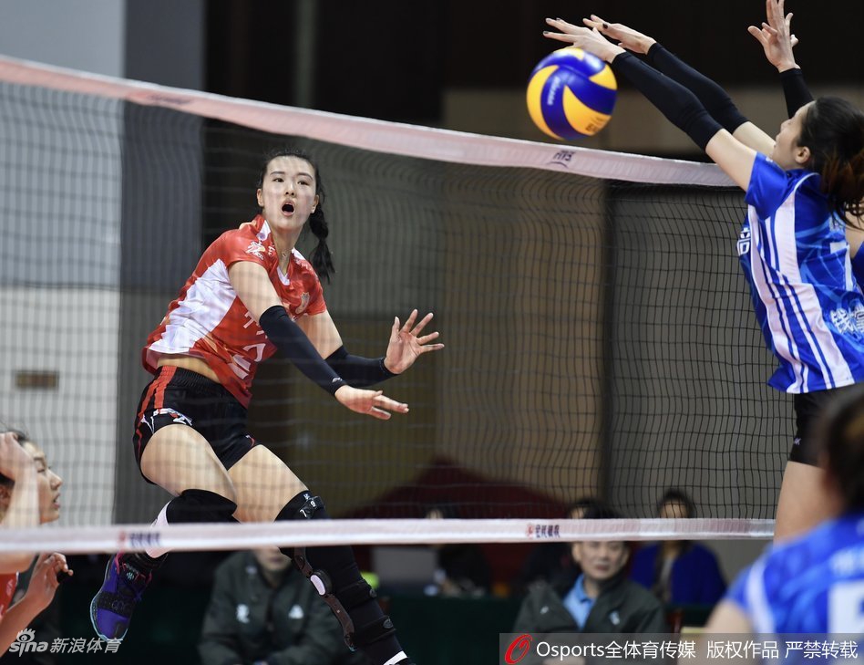 排超八强战江苏女排2-3上海女排