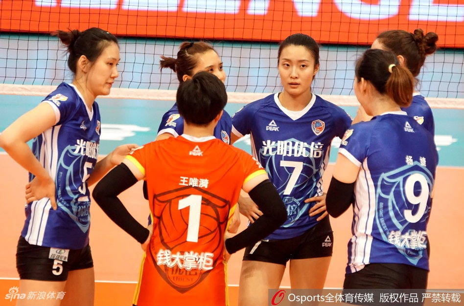 排超女排精英赛上海3-2力克江苏