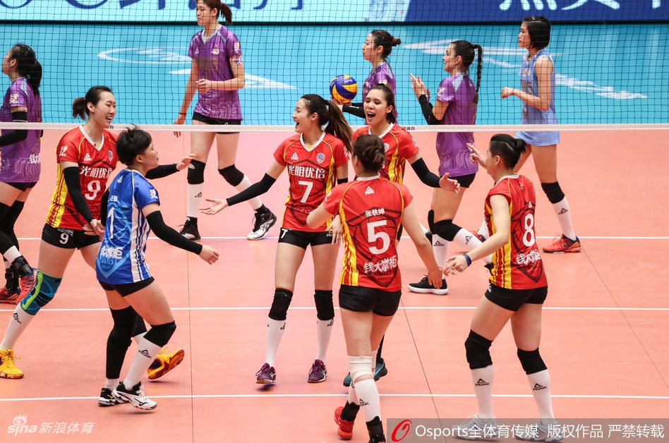 排超八强战天津女排3-0上海女排