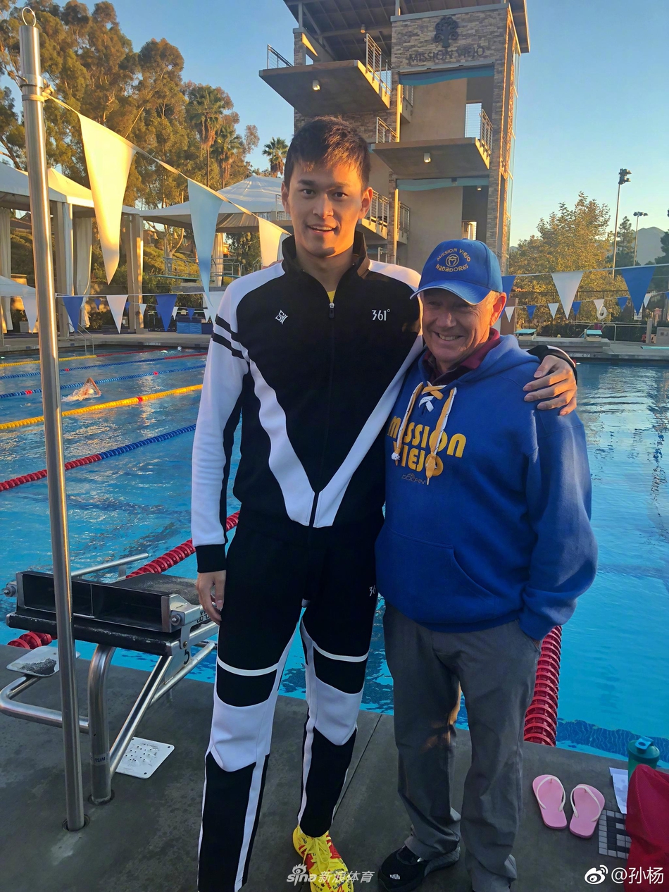 孙杨美国外训：保持顽强的毅力！