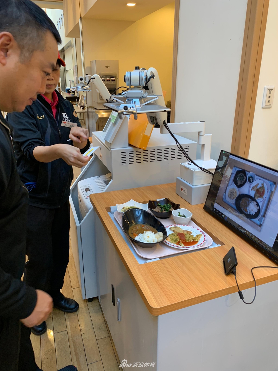 刘国梁探访日乒训练大本营