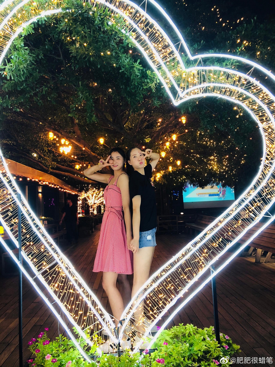 中国女排留洋国手身材不输超模