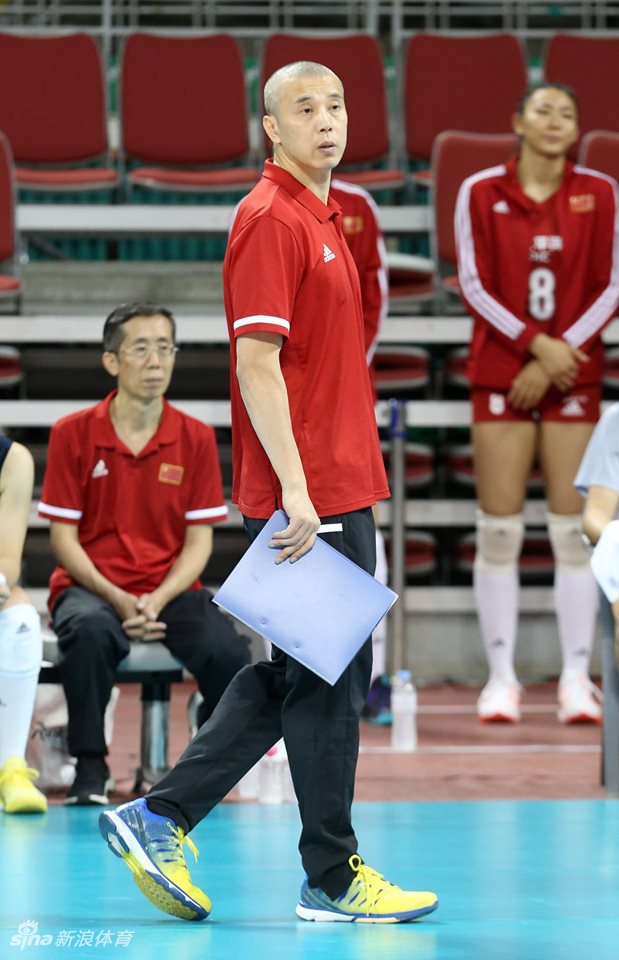 亚锦赛中国女排3-0斯里兰卡