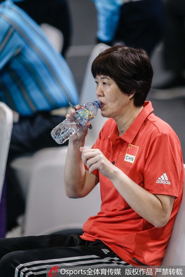 亚运中国女排横扫越南收获开门红