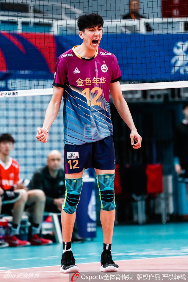 排超男排决赛第1场：北京0-3上海