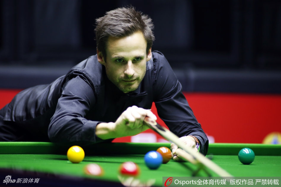 世界公开赛决赛:威廉姆斯10-9吉尔伯特