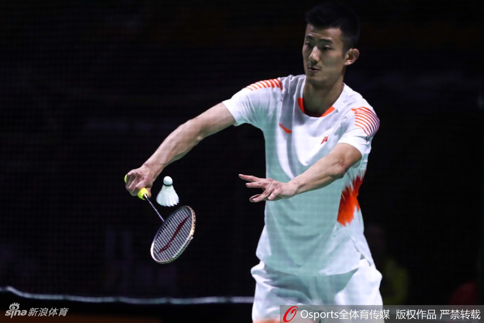 福州赛谌龙晋级男单四强
