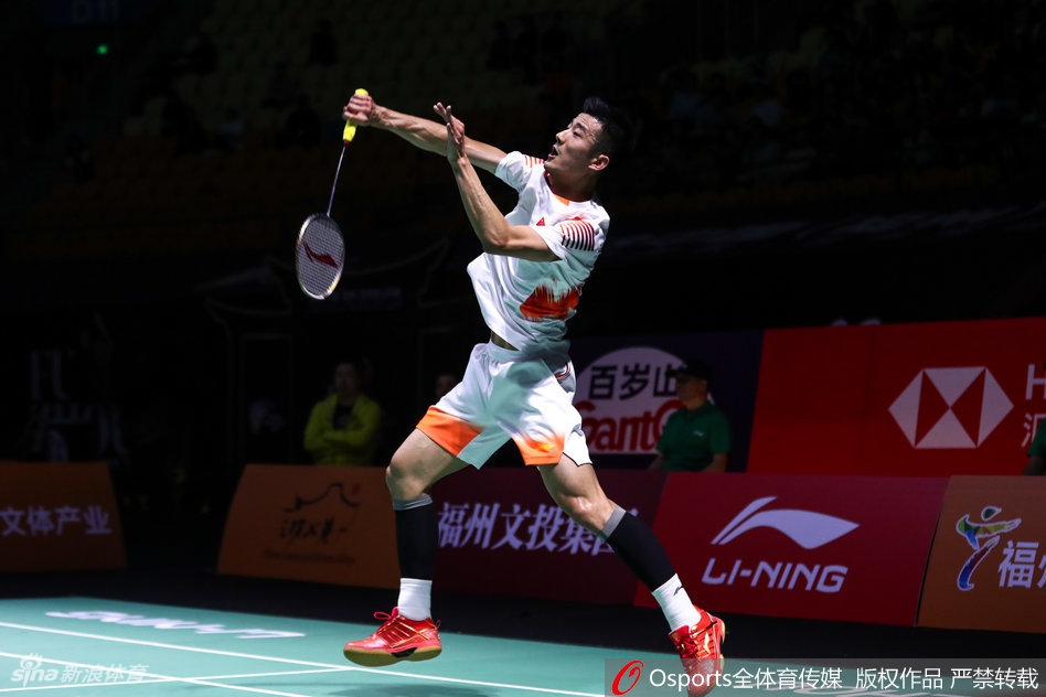 福州赛谌龙晋级男单四强