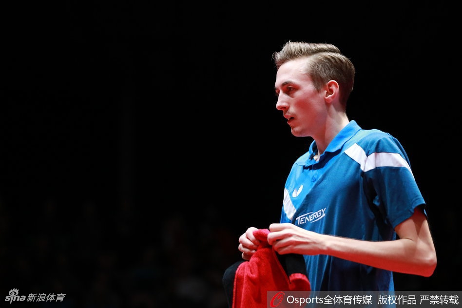 奥地利赛许昕完胜进决赛