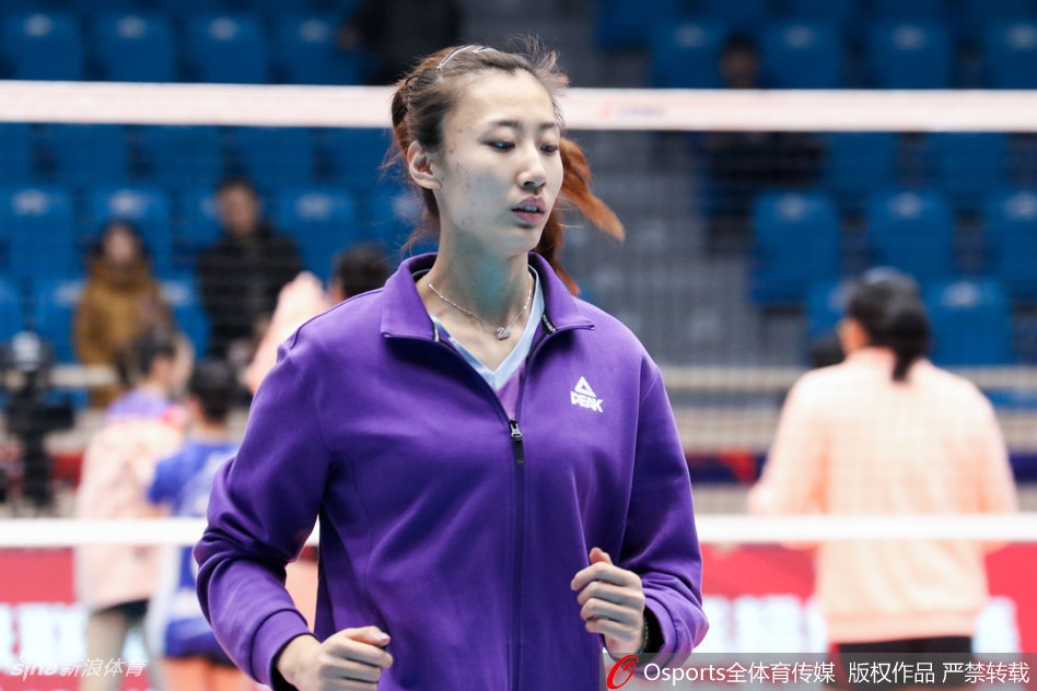 排超8强战天津女排3-1江苏女排