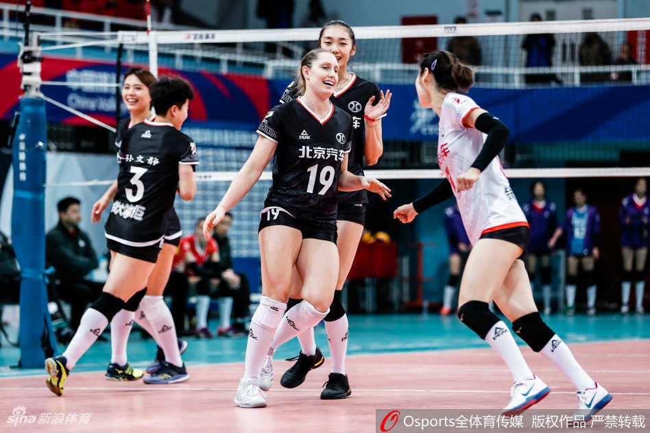 排超8强战北汽女排3-2逆转上海