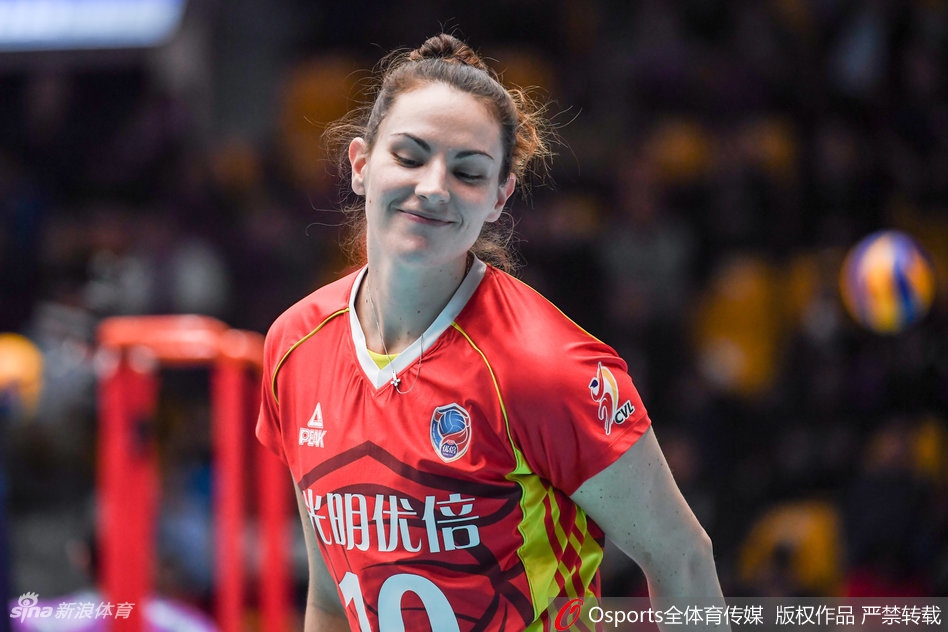 排超八强战天津女排3-0上海女排