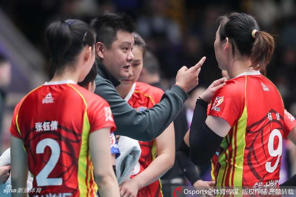 排超八强战天津女排3-0上海女排