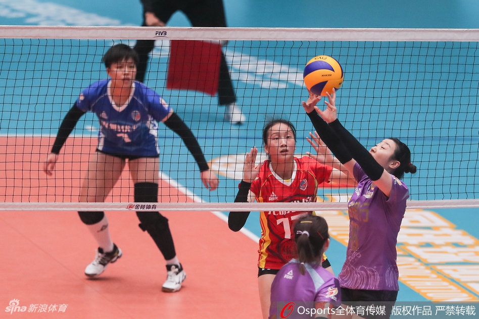 排超八强战天津女排3-0上海女排