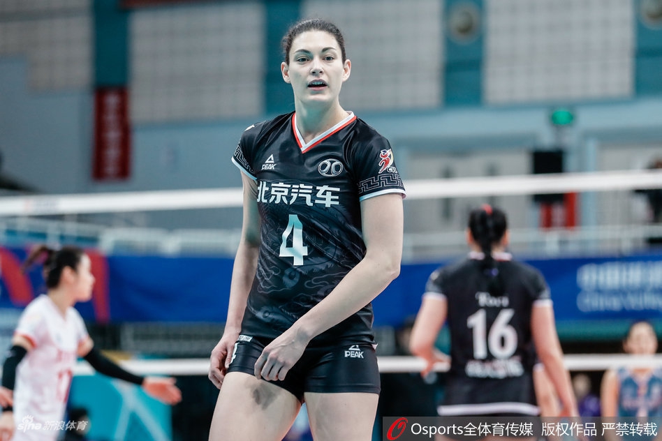 排超八强战北京汽车3-2辽宁女排