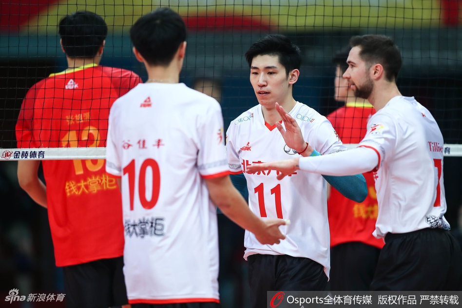 男排联赛半决赛首回合北汽3-0山东