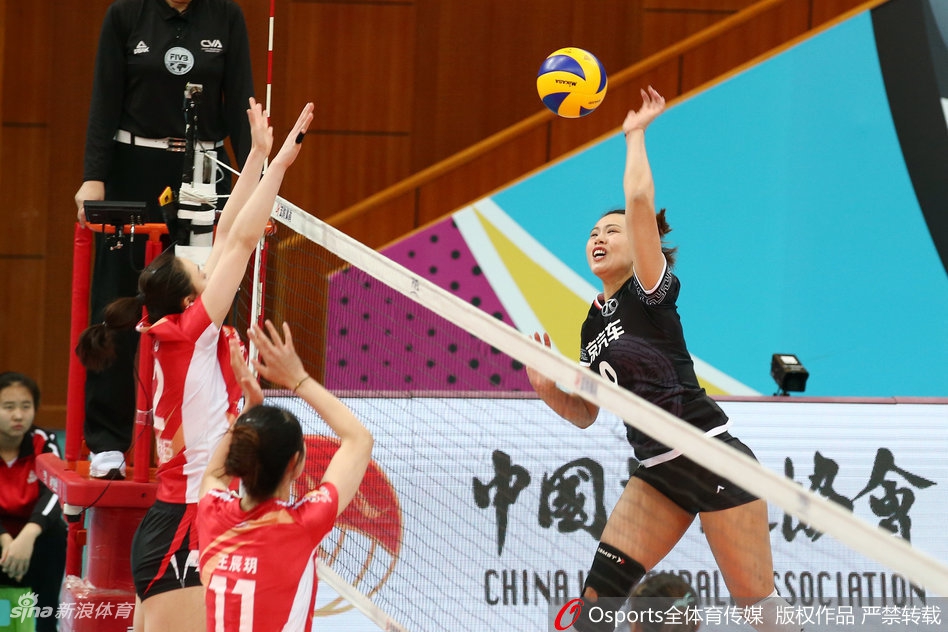 排超八强战北汽女排3-1江苏女排