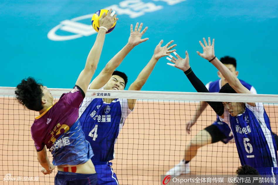 排超半决赛江苏男排1-3上海男排