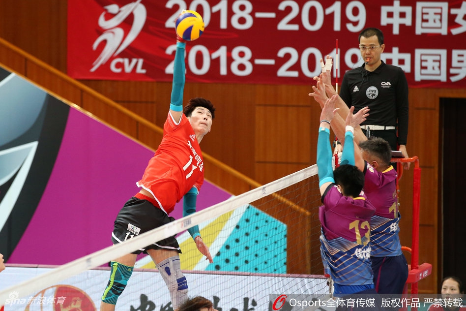 排超男排决赛第1场：北京0-3上海