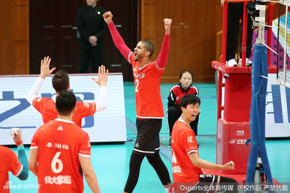 排超男排决赛第1场：北京0-3上海