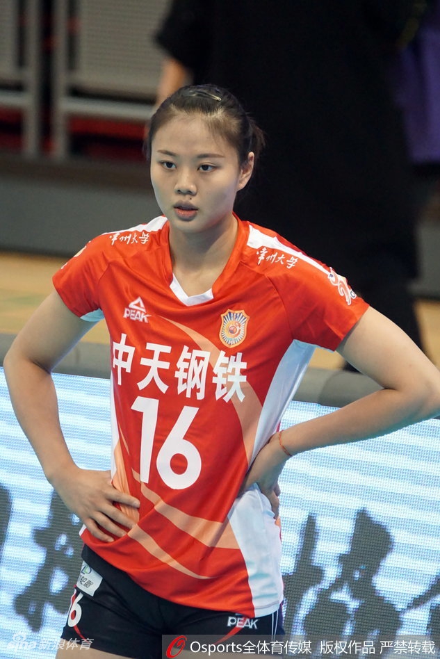 排超女排精英赛上海3-2力克江苏