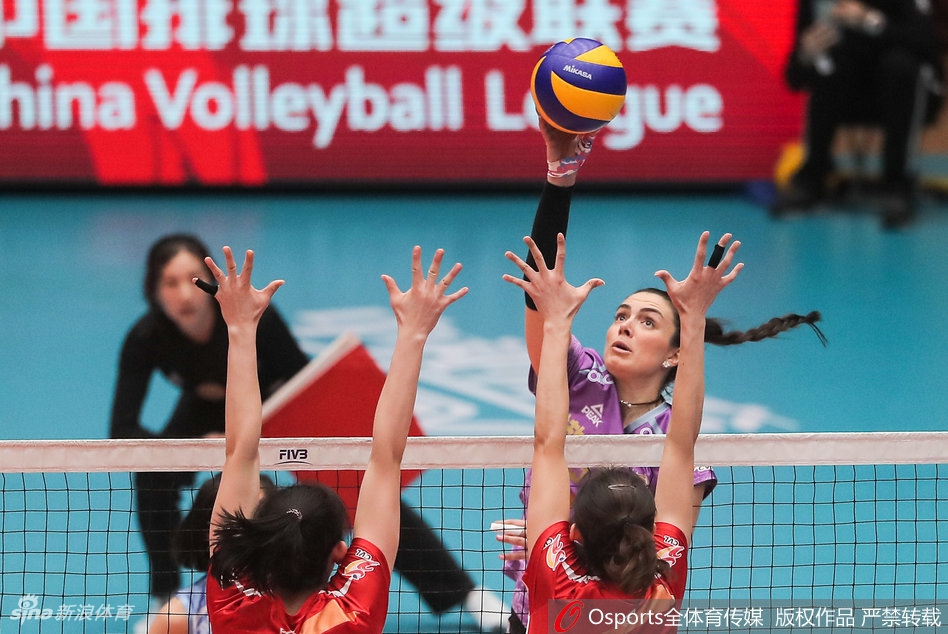 排超半决赛天津女排3-1江苏女排