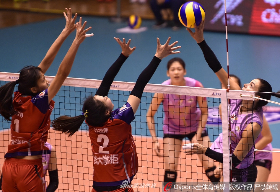 排超精英赛天津女排3-0横扫四川女排