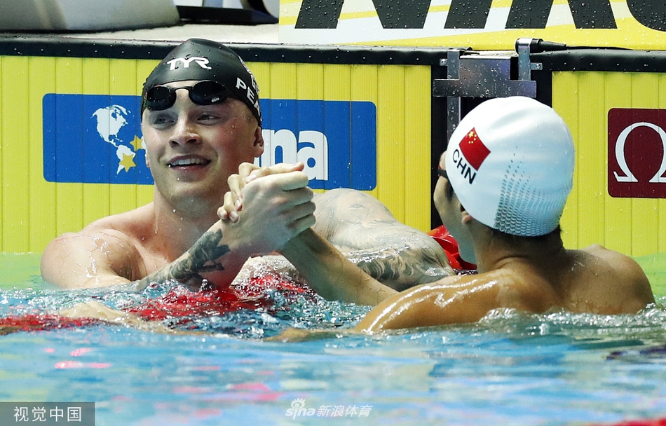 世锦赛100蛙皮蒂夺冠闫子贝第3