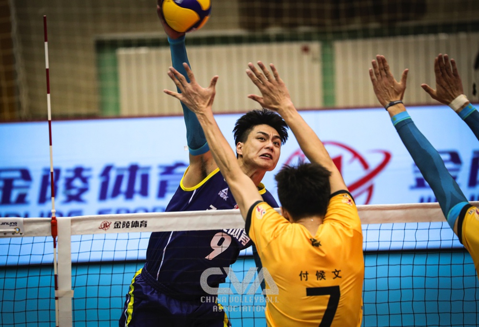 上海男排3-1四川夺复赛开门红