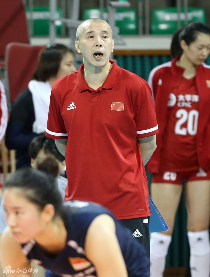 亚锦赛中国女排3-0斯里兰卡