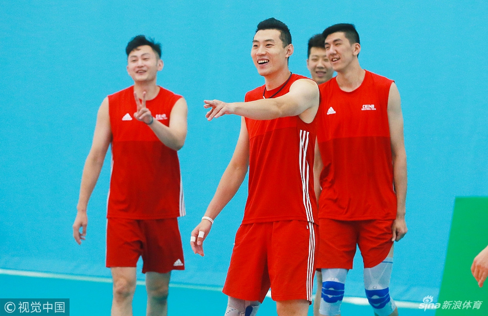 中国男排训练备战雅加达亚运会