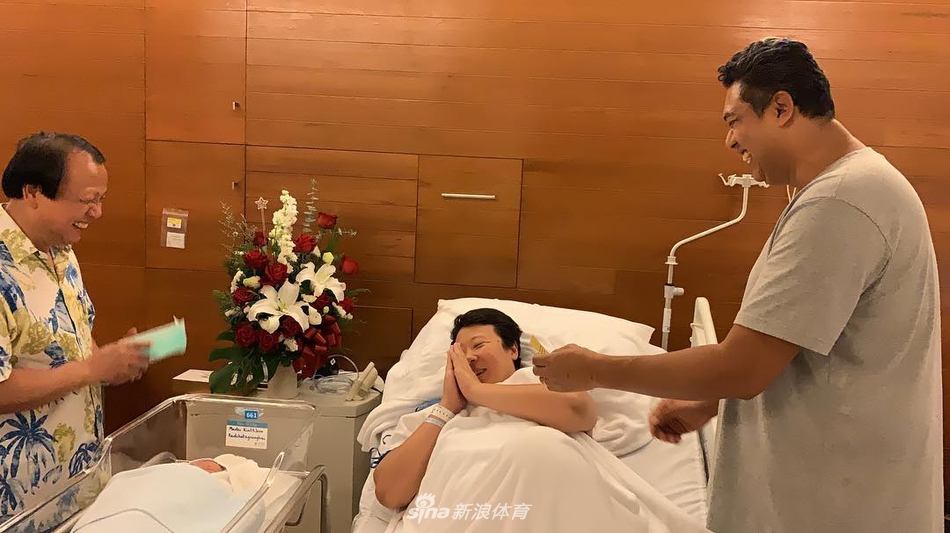 女排黄金一代队长冯坤产子