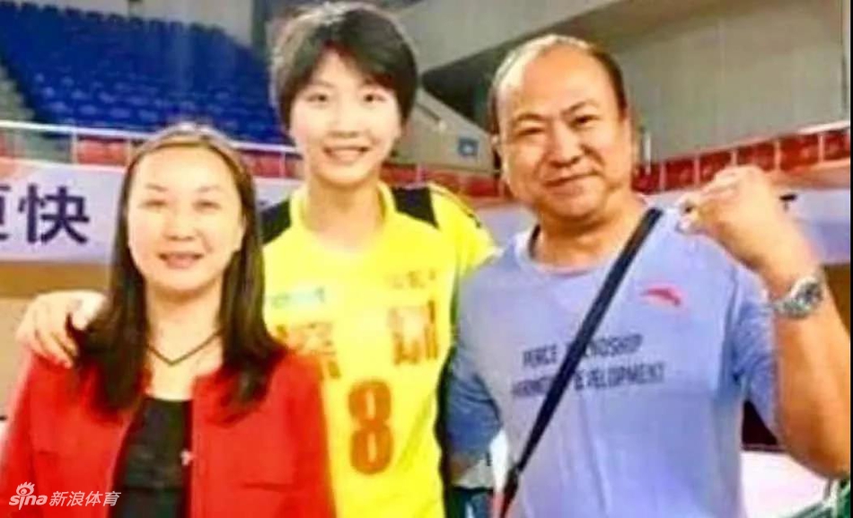 母亲节|再高挑的身材 在你身边永远是孩子