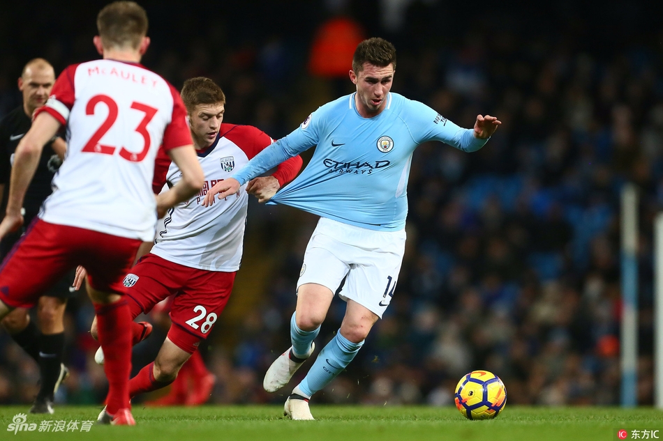 拉波尔特带球突破