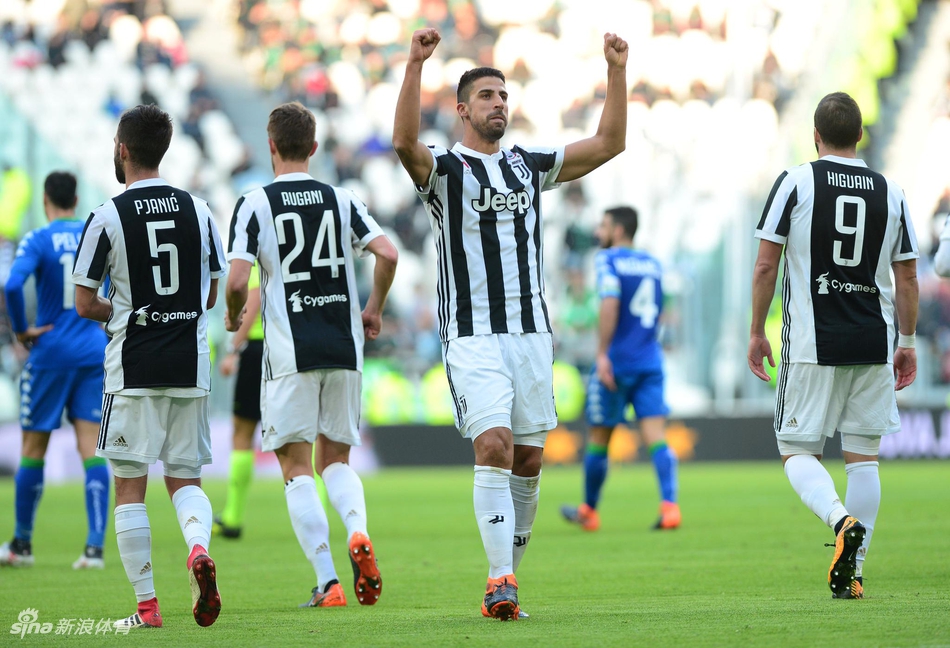 [意甲]尤文7-0萨索洛