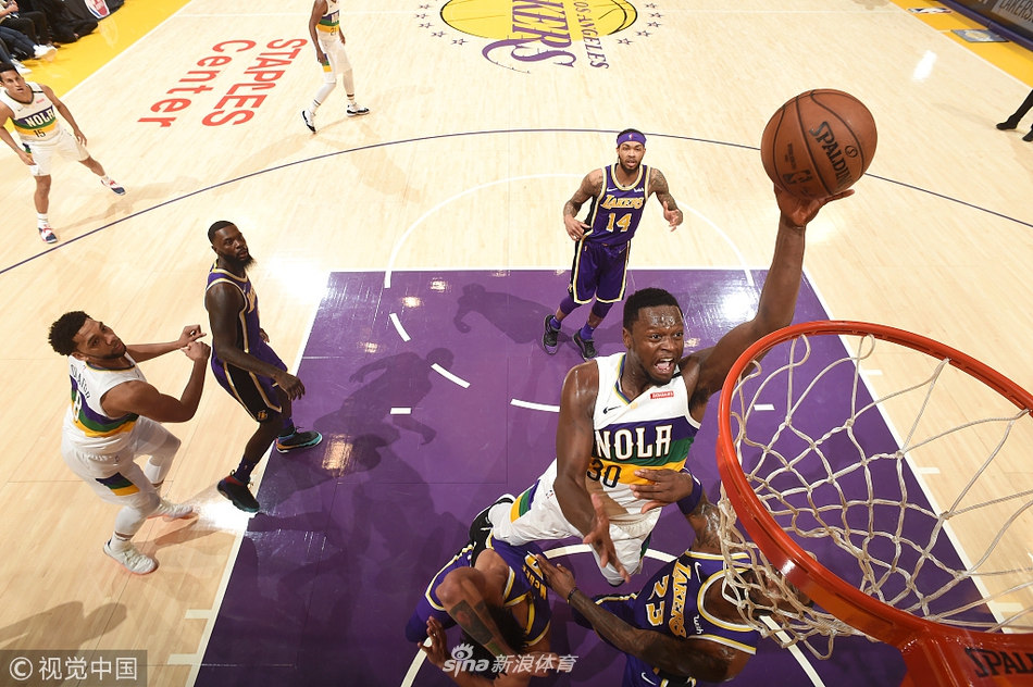 兰德尔篮下得分