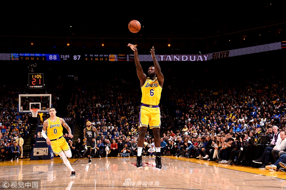 斯蒂芬森三分出手