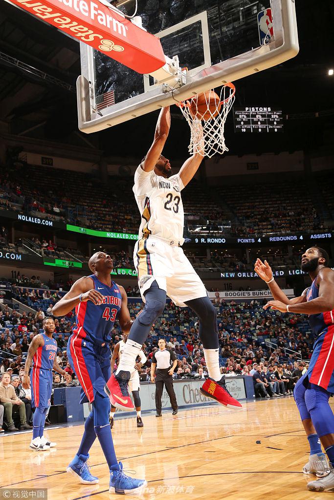 No.6 获得奈-史密斯最佳大学生球员奖